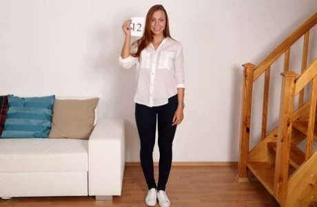Bambi Joli, Belle Claire, Daisy Lee, Daphne Angel, Foxxi Black, Gina Gerson, Katy Sky, Lady Bug, Lovita Fate, Morgan Rodriguez, Quinn Lindermann, Teressa Bizarre, Vanessa Decker, Yenna Black - Коллекция девочек-подростков, стоящих в своей одежде или нижнем белье