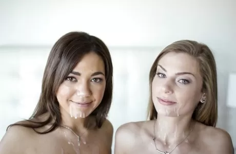 Naomi Heart, Sydney Cole - Жесткий секс с потрясающими цыпочками Наоми Харт и Сидни Коул